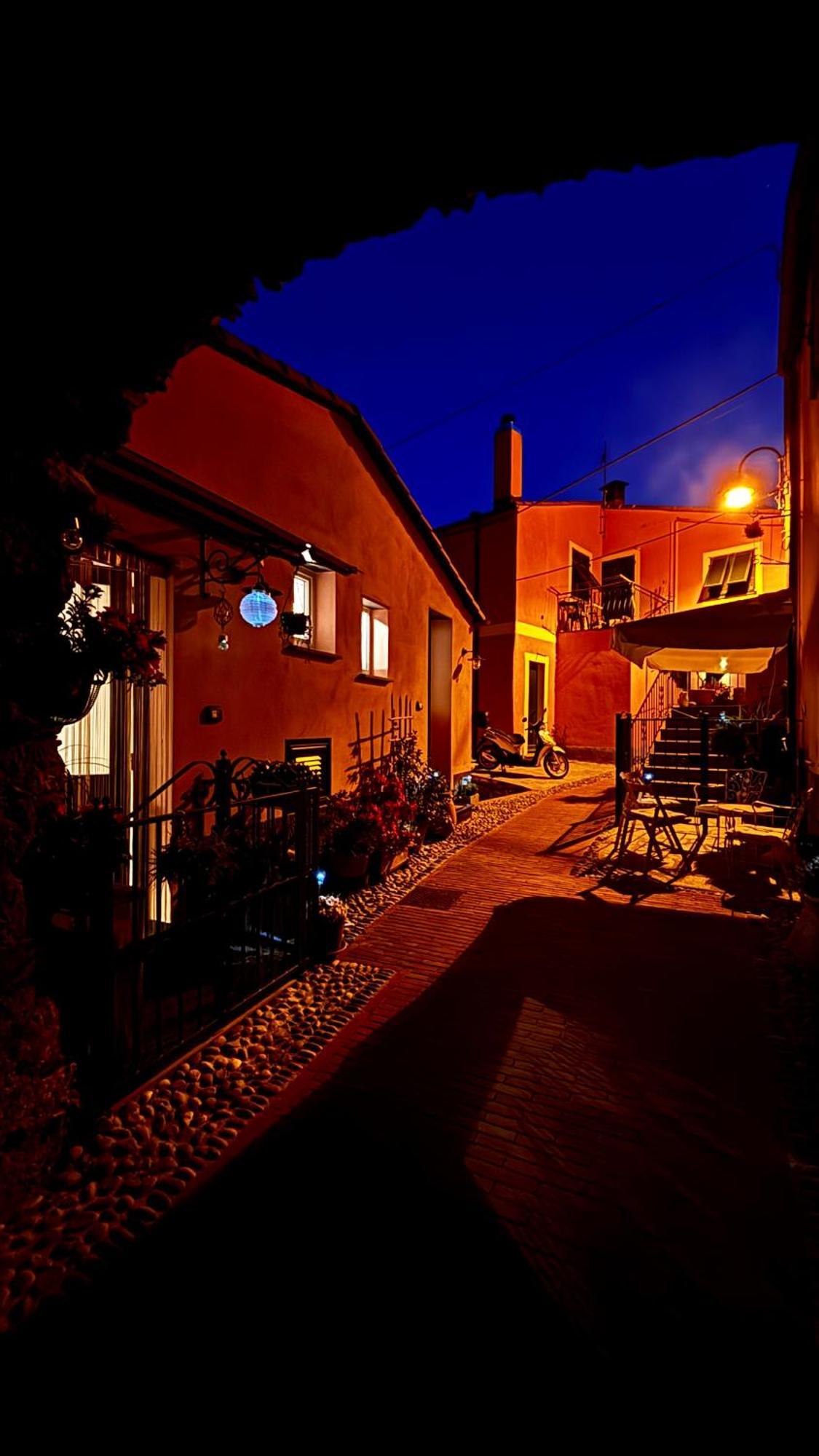 Casa Sara, Levanto, In Collina Ad Un Passo Dal Mare! Luaran gambar